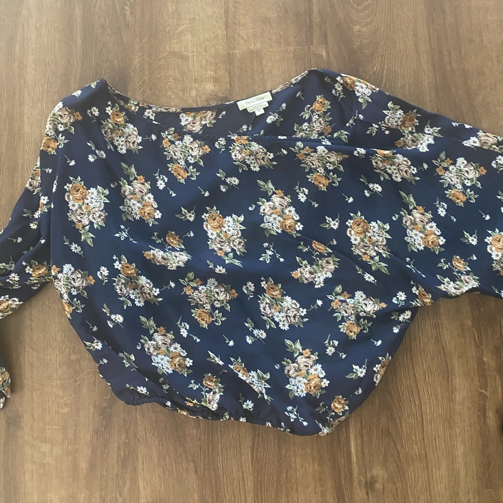 Flynn skye floral top size 2